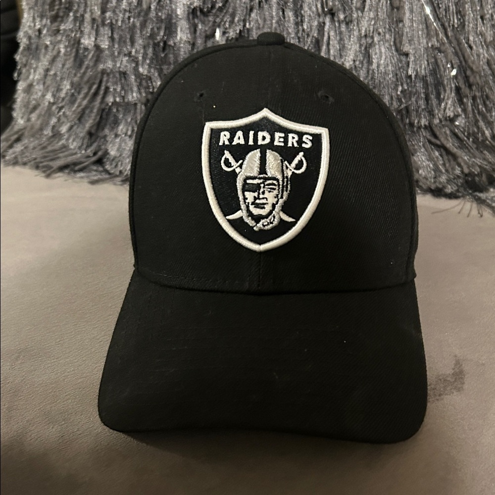 New Era Black Raiders Cap
